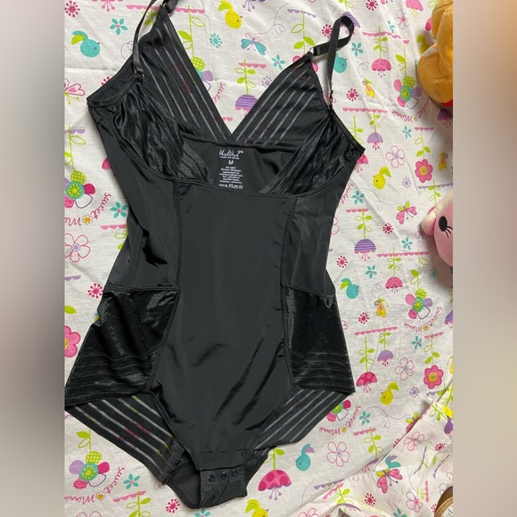 Body de sujeción fuerte Body Define™ para llevar con tu propio sujetador - Picture 8 of 8